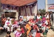 मोर परिवार ने बांटे 50 से अधिक कंबल, ‘नेकी की दीवार’ पहल