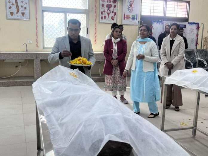 WhatsApp Image 2025-12-03 at 5.47.37 PM (1)