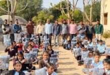 मांडल देवा विद्यालय के 81 विद्यार्थियों को मिले गर्म जैकेट