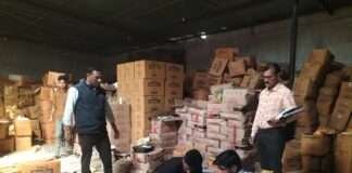 अमूल ब्रांड की 30 हजार किलो एक्सपायरी सामग्री पकड़ कर प्रशासन ने की नष्ट