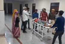 12वीं की परीक्षा देकर खेत जा रहे युवक को मारी गोली