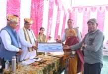 ग्राम उत्थान शिविर से पावा की बदली तस्वीर