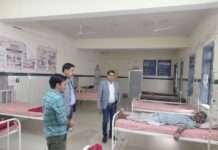 जिला स्वास्थ्य अधिकारियों का औचक निरीक्षण, व्यवस्थाएं सुधारने के निर्देश