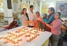 48 श्लोकों का पठन कर अर्पित किए गए 48 दीप