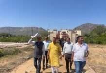 वासुदेव देवनानी ने अफसरों संग किया आनासागर झील का दौरा