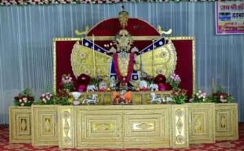 उनियारा में रंग रंगीलो फागुन महोत्सव में भक्तों ने प्रभु संग मचाई फागुन की धूम