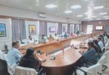 सीकर में राजस्थान दिवस समारोह की तैयारियों को लेकर जिला कलेक्टर ने ली बैठक