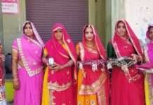 आस्था का सैलाब: गुरला में श्रद्धा और भक्ति के साथ मनाया दशा माता पर्व