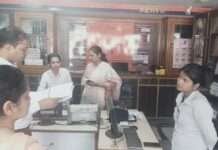 अजमेर जिला कलेक्टर का गैस एजेंसी पर औचक निरीक्षण