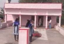 राष्ट्रीय सेवा योजना के विशेष शिविर में विद्यार्थियों ने किया श्रमदान