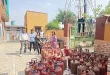 सीकर में अवैध घरेलू गैस सिलेण्डरों का खुलासा: 124 सिलेण्डर जब्त