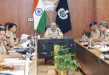 डीजीपी राजीव कुमार शर्मा ने ली अपराध समीक्षा बैठक