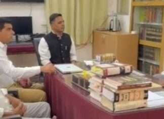 अधिवक्ताओं का न्यायिक ढांचे पर आक्रोश, विशेष न्यायालयों की तत्काल स्थापना की मांग