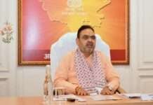 एलपीजी, पेट्रोलियम और उर्वरक आपूर्ति पर सर्वदलीय बैठक