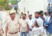 बाइक-साइकिल टक्कर में घायल व्यक्ति की मौत, पत्नी ने लगाया हत्या का आरोप