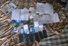 स्पेशल टीम की बड़ी कार्रवाई: दो ठिकानों पर छापा, 8 गिरफ्तार, लाखों का जुआ पकड़ा