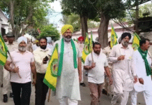 श्रीगंगानगर में किसानों का प्रदर्शन, समय पर गेहूं खरीद की मांग