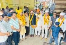 मेहंदीपुरा से निकला जुलूस, गेब शाह बाबा के आस्ताने पर पेश की चादर