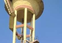 पेयजल टंकी के पास भरा गंदा पानी, हादसे का खतरा