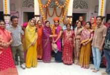 महिला मोर्चा जिला अध्यक्ष ने रितिशा कुमावत का किया सम्मान