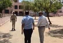 जिला कलेक्टर देवेंद्र कुमार ने परीक्षा केंद्रों का किया निरीक्षण