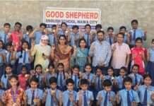 गुड शेफर्ड इंग्लिश स्कूल में विद्यार्थियों का सम्मान, कक्षा 8 का परिणाम 100%