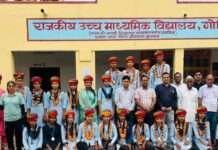 गोविंदी स्कूल में प्रवेश उत्सव , होनहार विद्यार्थियों का जुलूस निकालकर किया सम्मान