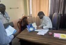 रियांबड़ी में जंजीरों में जकड़ी महिला को मिली आज़ादी, शुरू हुआ इलाज