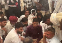 लापरवाही से करंट हादसा: युवक की मौत, ग्रामीणों का हंगामा