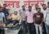 जिला चिकित्सालय में रक्त की कमी होने पर युवाओं ने किया स्वैच्छिक रक्तदान