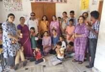 दिव्यांग बच्चों के साथ मनाया सेवा दिवस, पानी की कुंडियों पर बनाई आकर्षक पेंटिंग