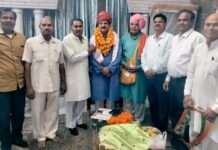 राज्यसभा सदस्य नीरज डांगी का उनके निवास पर अभिनंदन