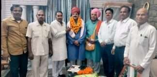 राज्यसभा सदस्य नीरज डांगी का उनके निवास पर अभिनंदन