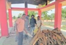 अज्ञात युवक का हिंदू रीति-रिवाज से अंतिम संस्कार