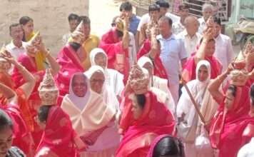 नागौर में जैन साध्वियों का भव्य मंगल प्रवेश, अक्षत वर्षा से हुआ स्वागत