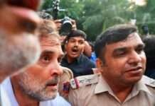 राहुल गांधी गिरफ्तार, पीएम आवास मार्च पर बवाल, कांग्रेस सांसद हिरासत में
