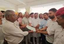 भीनमाल में किसानों ने एसडीएम को सौंपा ज्ञापन, सिणधरा बांध की ऊंचाई घटाने की मांग