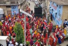 कोटपूतली के कांसली स्थित बाबा मंदिर में उमड़ी आस्था