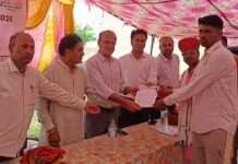 संभागीय आयुक्त का बाड़ी घाटी ग्रामीण सेवा शिविर पर औचक निरीक्षण