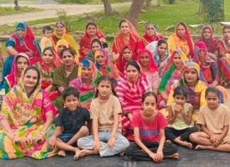 अंसल सुशांत सिटी परिवार की महिलाओं ने मनाया सावन महोत्सव