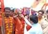 डग में कांवड़ यात्रा, विधायक कालूराम मेघवाल ने कांवड़ियों पर की पुष्पवर्षा