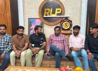 नगर निकाय चुनावों को लेकर हनुमान बेनीवाल ने की जनप्रतिनिधियों और आमजन से मुलाकात