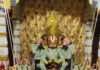 श्रावण में प्राचीन मंदिरों में सजा ठाकुर जी का हिंडोला