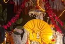 राजसी ठाट-बाट से निकली भगवान शंकर की सवारी