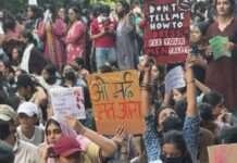 लड़कियां सड़क पर क्यों हैं? सवाल मर्दों से नहीं, उस सोच से है