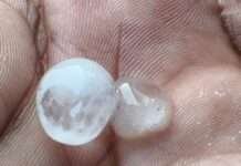 पीसांगन में मौसम ने बदली करवट, 10 मिनट तक बारिश के साथ गिरे कंचे जैसे ओले